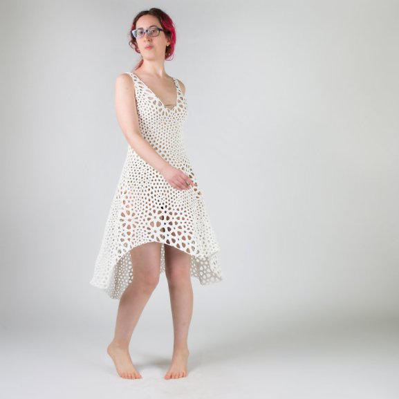 Jessica wearing kinematic dres